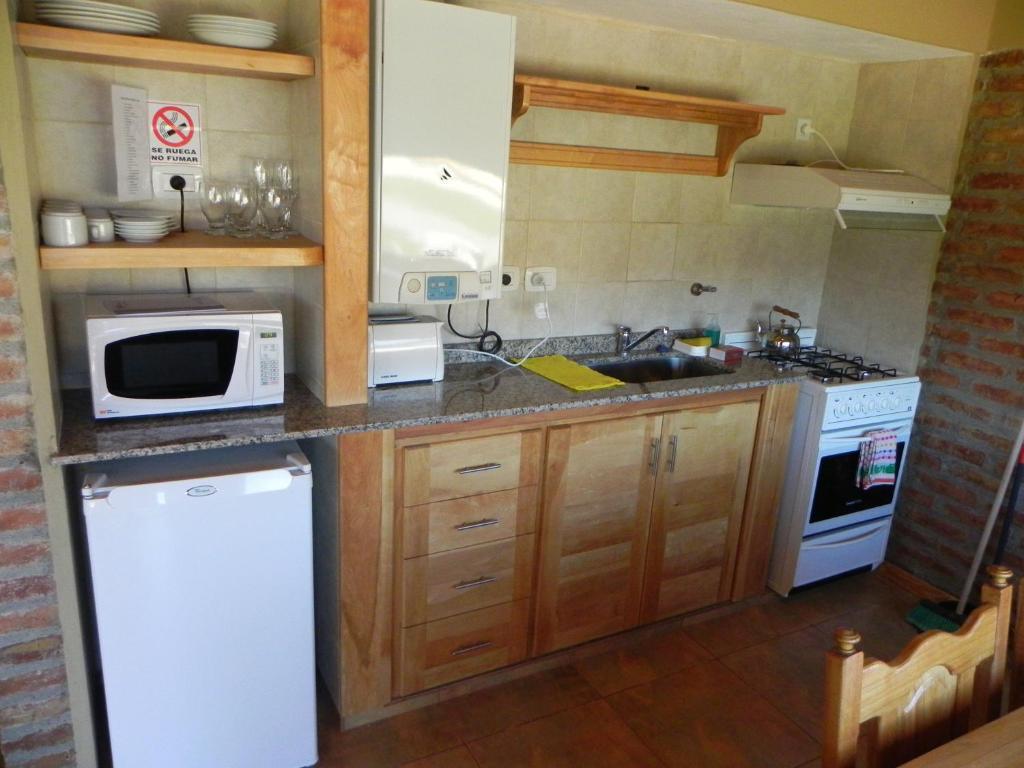 Hosteria Y Cabanas Land Park - Spa & Lodge Junin de los Andes Phòng bức ảnh